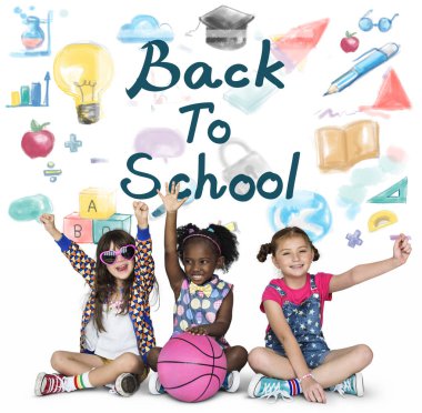 mutlu çok ırklı kız öğrenciler