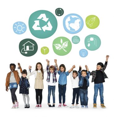 çok kültürlü okul çocukları birlikte