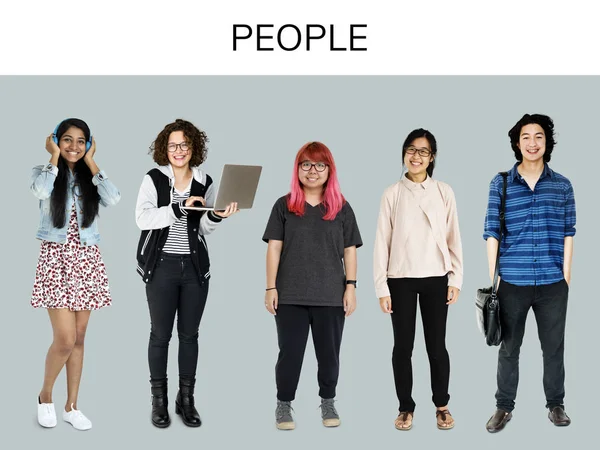 Personas diversas en el estudio — Foto de Stock