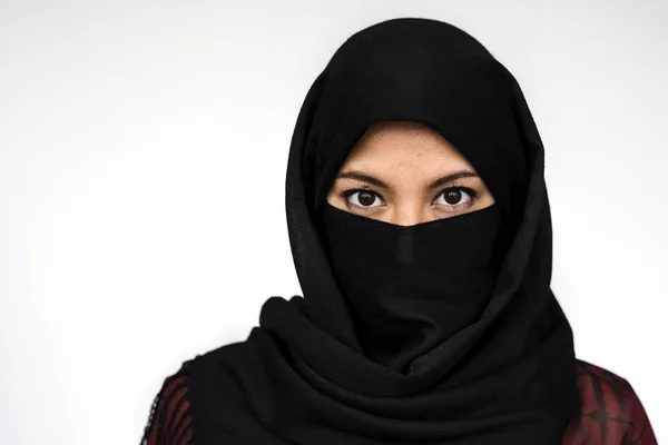 Müslüman kadın peçe — Stok fotoğraf