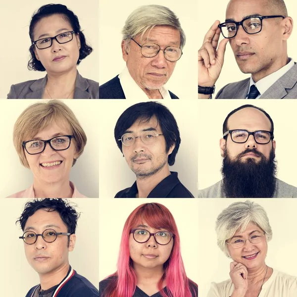 Diversiteit mensen dragen brillen — Stockfoto