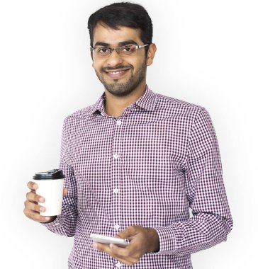 gülümseyen Hint elbise adam 