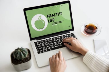 Çalışma alanı tablosu dizüstü bilgisayar