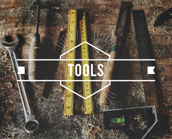 Houtbewerking tools in de werkplaats — Stockfoto