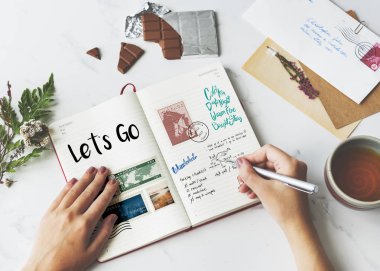  not defterinde çizim kadın