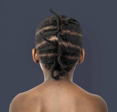 Saç modeli ile Afrikalı Çocuk
