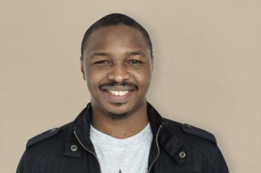 Afrikalı erkek gülümseyen