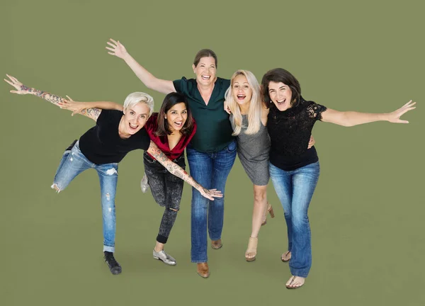 Gelukkige groep vrouwen — Stockfoto