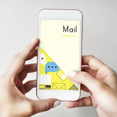 Cep telefonu holding insan eller