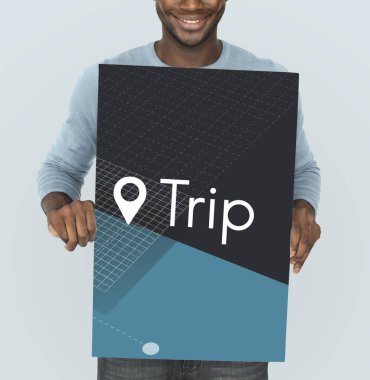 Afrika adam grafik afiş tutarak 