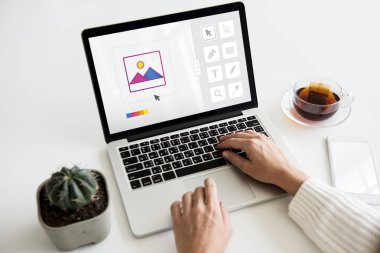 Çalışma alanı tablosu dizüstü bilgisayar