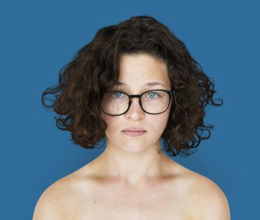 kadın çıplak omuz ile 