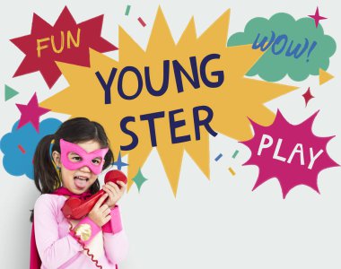 Kız giyen süper kahraman kostümü  