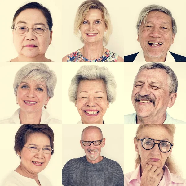 Ensemble de personnes âgées de la diversité — Photo