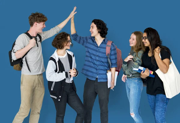 Students together in the studio — Stock Photo, Image