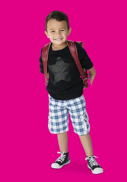Skola pojke med ryggsäck — Stockfoto