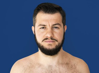 sakallı adam Studio poz