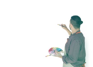 adam boş duvara çizim