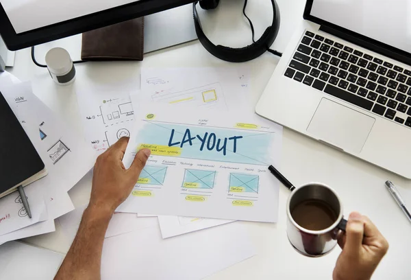 Person holding document papers — Stock Photo, Image