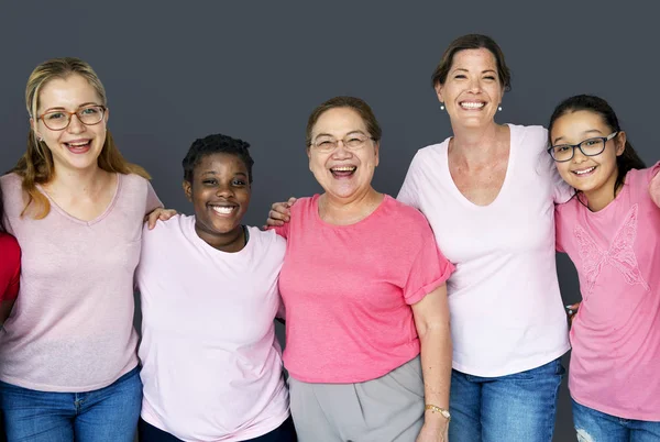 Grupo de Mulheres Multiétnicas — Fotografia de Stock