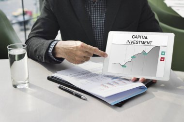 iş adamı işaret parmağı dijital Tablet