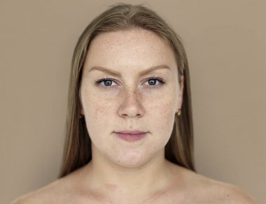 stüdyoda Kafkas kadın