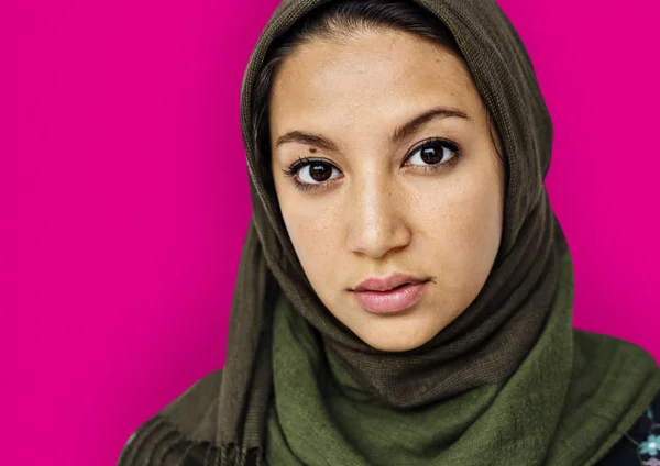 Orta Doğu hidjab kadında — Stok fotoğraf