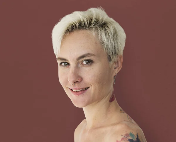 Shirtless tattooed blonde woman — Stock Photo, Image