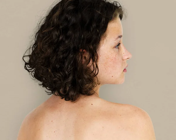 Žena s odhalenými rameny — Stock fotografie