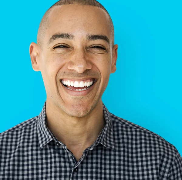 Homem de raça mista sorrindo — Fotografia de Stock