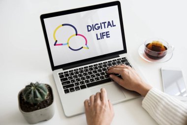 Çalışma alanı tablosu dizüstü bilgisayar