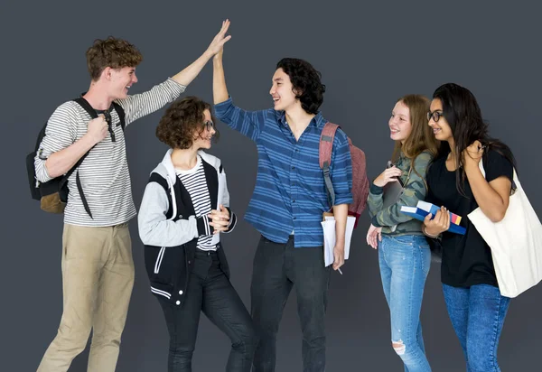 Students together in the studio — Stock Photo, Image