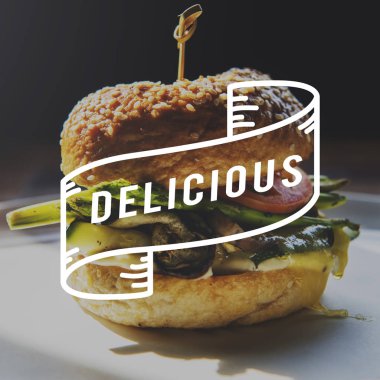 Hamburger plaka üzerinde kapat