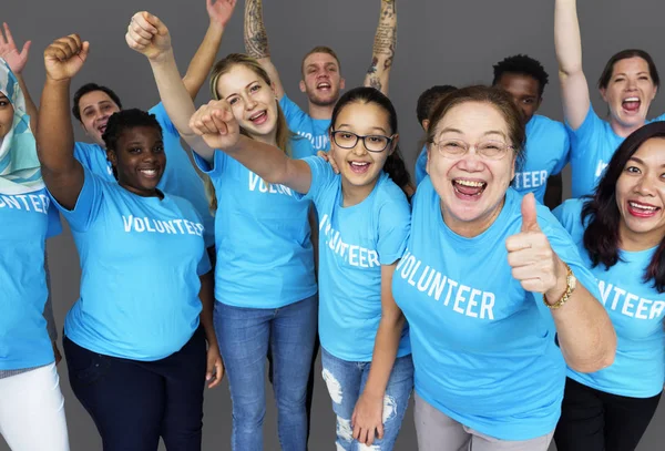 Grupo de voluntarios — Foto de Stock