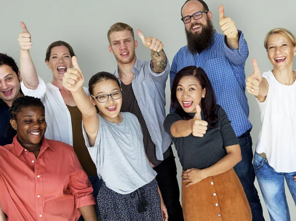 Grupo de personas juntas — Foto de Stock