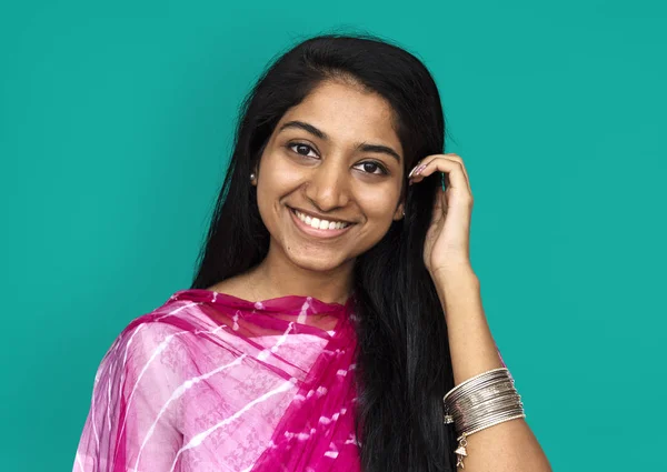 Smiling young indian woman — Stock Photo, Image