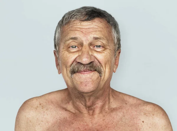 Erwachsener älterer Mann mit Schnurrbart — Stockfoto