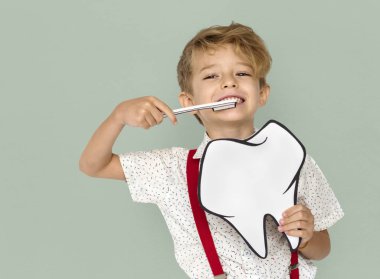 çocuk diş fırçalama