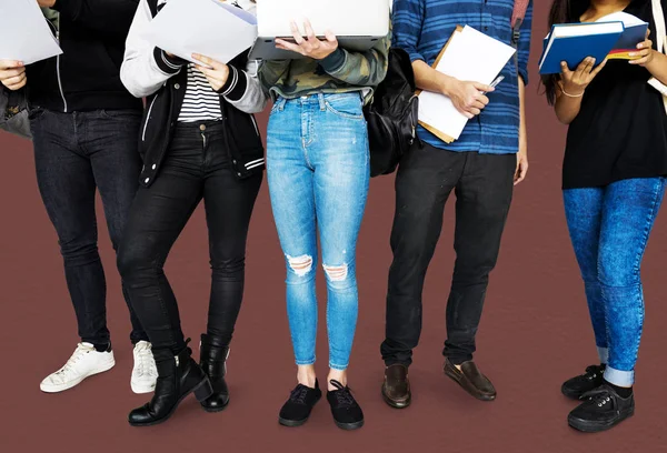 Studenters lärande tillsammans — Stockfoto