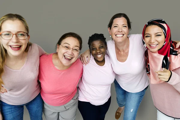 Grupo de Mulheres Multiétnicas — Fotografia de Stock