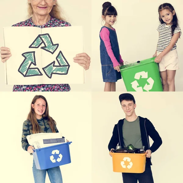 Diversidad Personas con signos de reciclaje — Foto de Stock