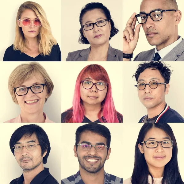 Uppsättning av mångfald människor bär glasögon — Stockfoto