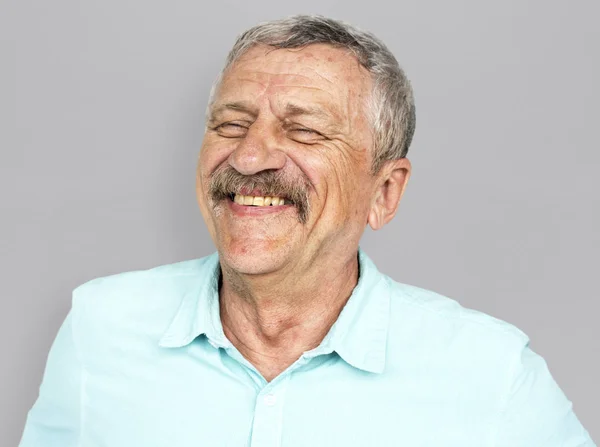 Mannen med mustasch leende — Stockfoto