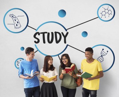 Kitap tutan öğrenciler ve gülme