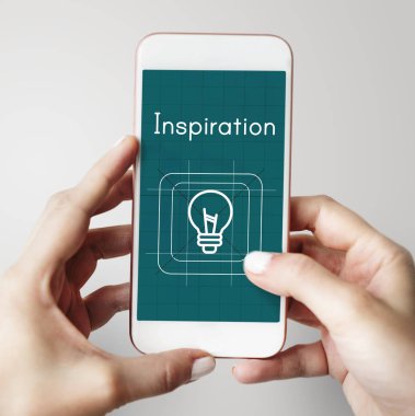 Cep telefonu holding insan eller