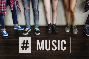 hipster arkadaş birlikte ayakta