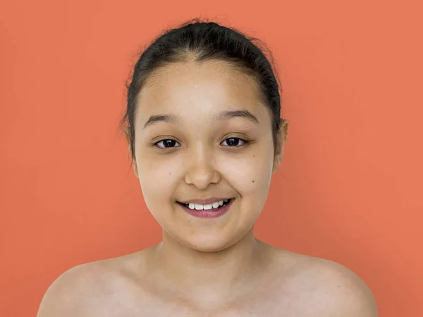 裸の胸を持つ少女 — ストック写真