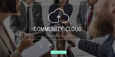 Pazarlama tartışırken iş adamları planı