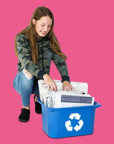 Teenage girl separate trash for recycle — Stock Photo, Image