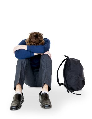 stresli öğrenci tek başına oturmak